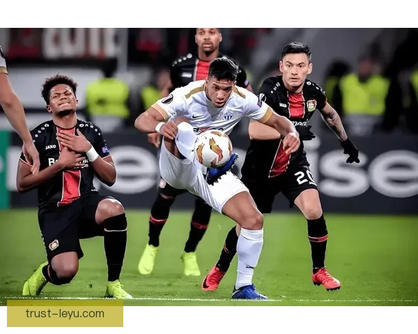 赫罗纳足球俱乐部发布最新赛季阵容更新并宣布多项重要签约计划