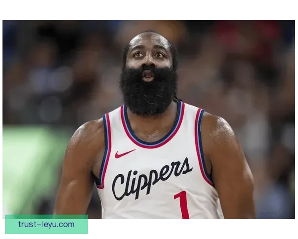 NBA新闻热点巨星对决季后赛席位争夺白热化联盟格局再生变