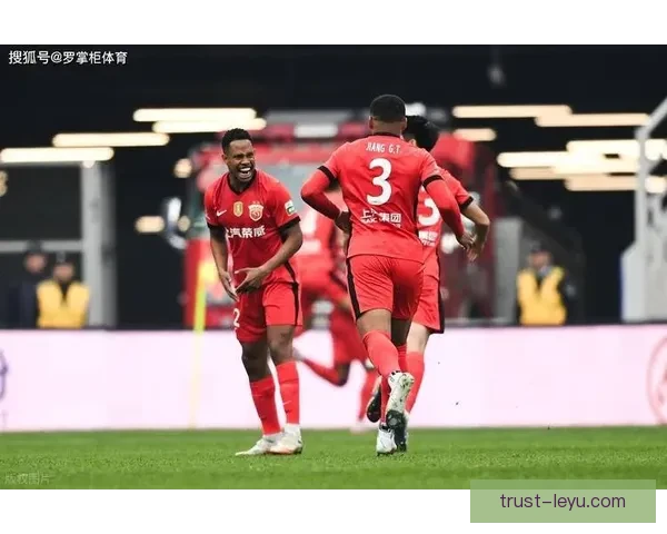 焦点对决引爆赛季高潮球队逆转绝杀创造历史新纪录全场沸腾引发球迷热议